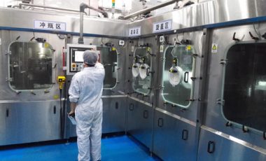 無菌吹灌旋一體機